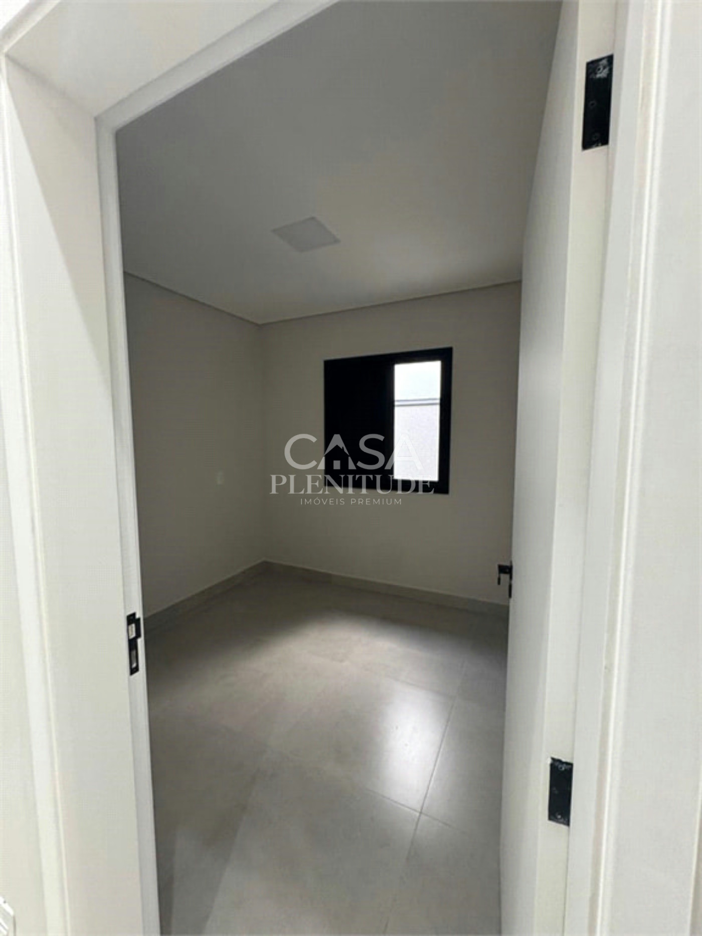 Casa em condomínio à venda com 3 quartos, sendo 1 suíte,  em Jardim Planalto, Sorocaba, SP