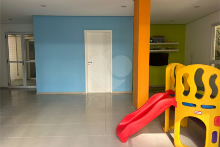 Apartamento à venda com 3 suítes em Real Parque, São Paulo, SP