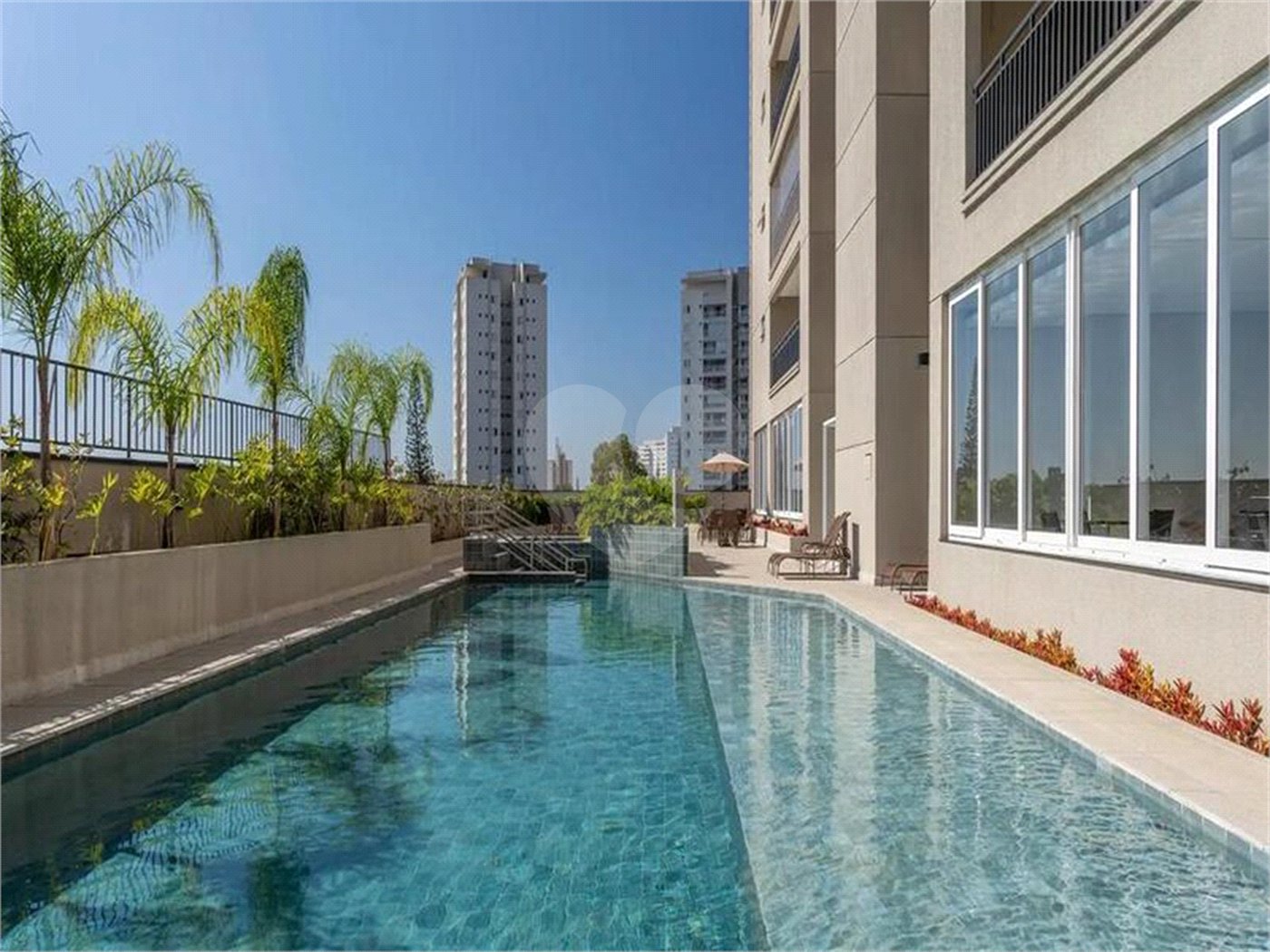 Apartamento à venda com 4 quartos, sendo 3 suítes,  no Centro, Diadema, SP