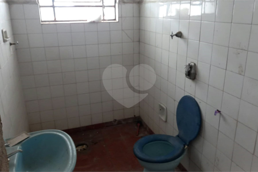 Terreno à venda com 8 quartos, sendo 2 suítes, em Santana, São Paulo, SP