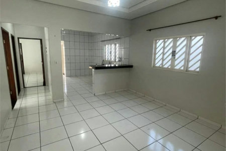 Casa para alugar com 3 quartos, sendo 1 suíte, em Setor Industrial, Balsas, MA
