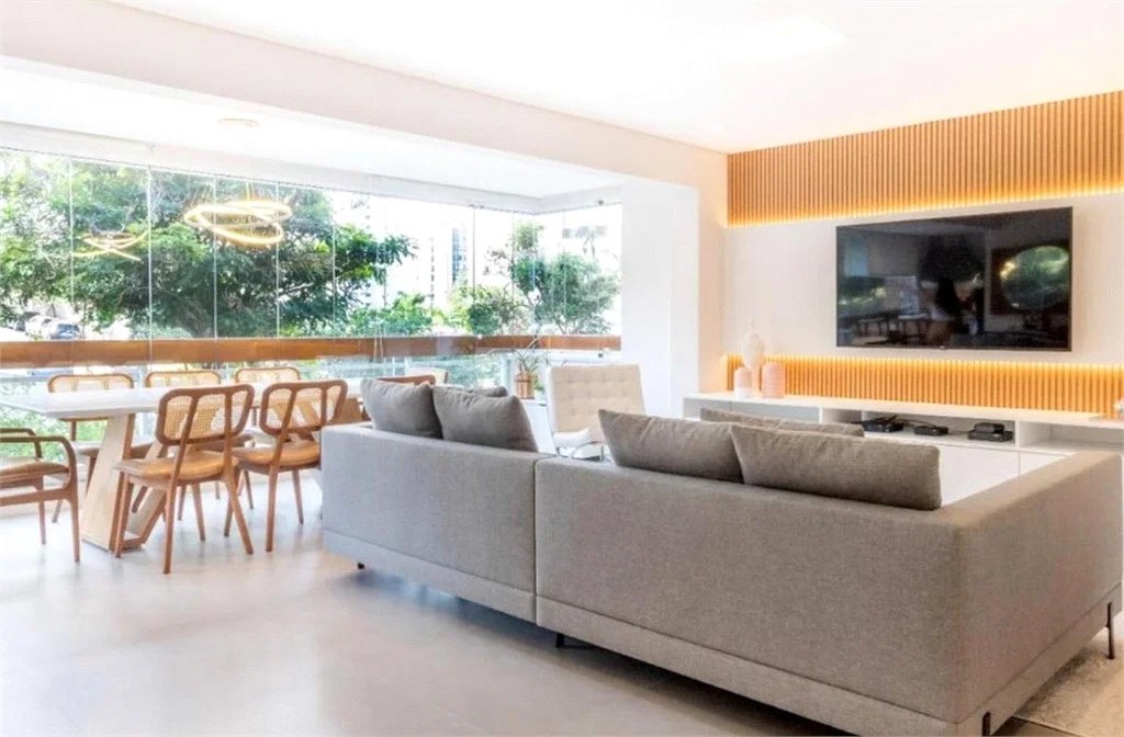 Apartamento à venda com 3 suítes em Vila Andrade, São Paulo, SP
