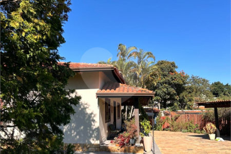 Casa à venda ou para alugar com 3 quartos, sendo 1 suíte, no condomínio Recanto Florido, Vinhedo - SP