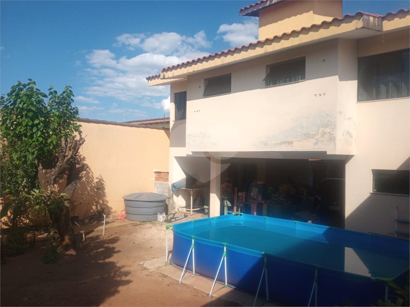 Casa à venda com 2 suítes em Jardim Santa Bárbara, Atibaia, SP