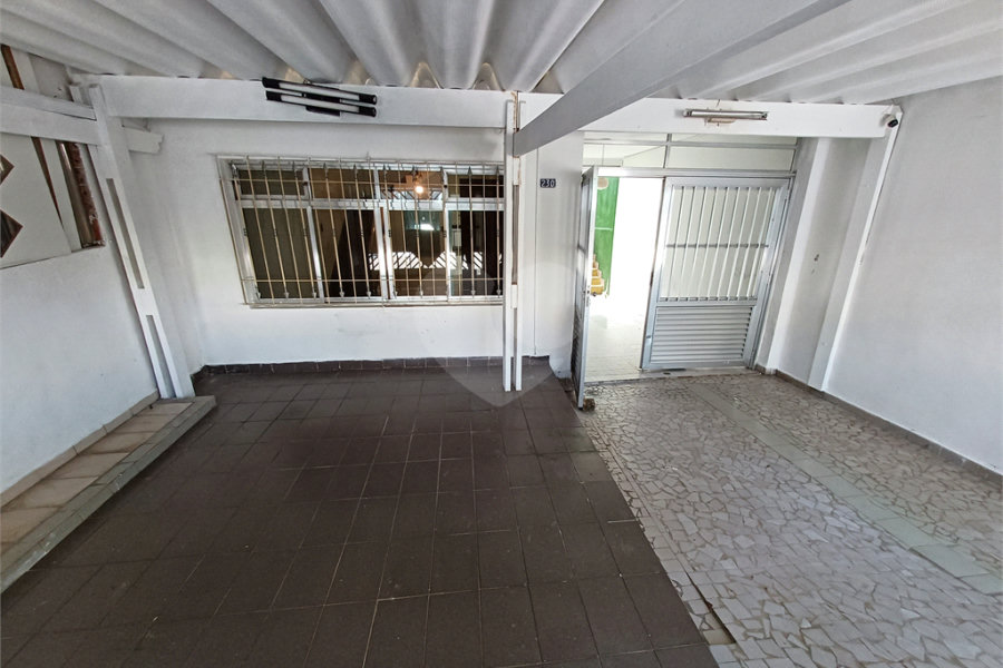 Sobrado à venda com 3 quartos em Vila Medeiros, São Paulo, SP