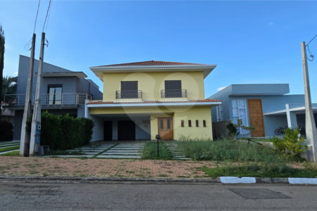 Casa à venda com 3 suítes em Jardim Nova América, Louveira, SP