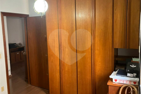 Apartamento à venda com 4 suítes em Vila Uberabinha, São Paulo, SP