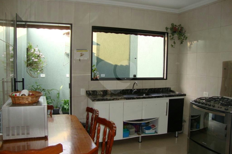 Sobrado à venda com 3 quartos, sendo 1 suíte, em Anhanguera, São Paulo, SP