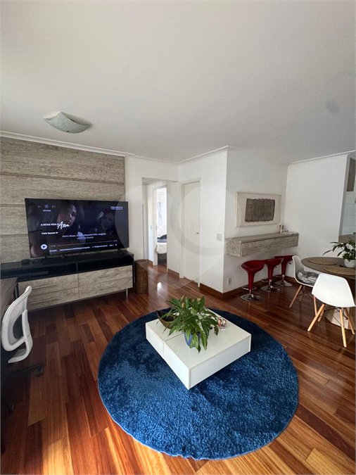 Apartamento à venda com 3 quartos, sendo 1 suíte, em Vila Suzana, São Paulo, SP