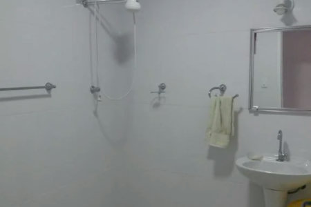 Casa à venda com 4 quartos, sendo 1 suíte, em Jardim Helga, São Paulo, SP