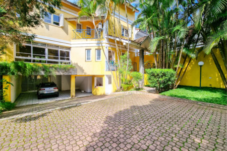 Casa à venda com 4 suítes no condomínio Annecy Village, São Paulo - SP