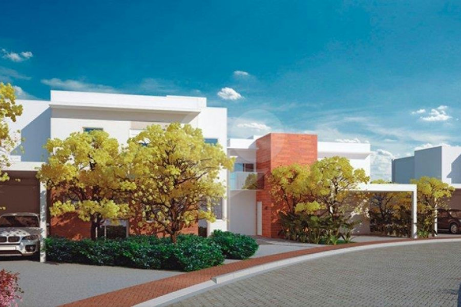 Casa à venda com 4 quartos, sendo 2 suítes, no condomínio Residencial Floresta, São Paulo - SP