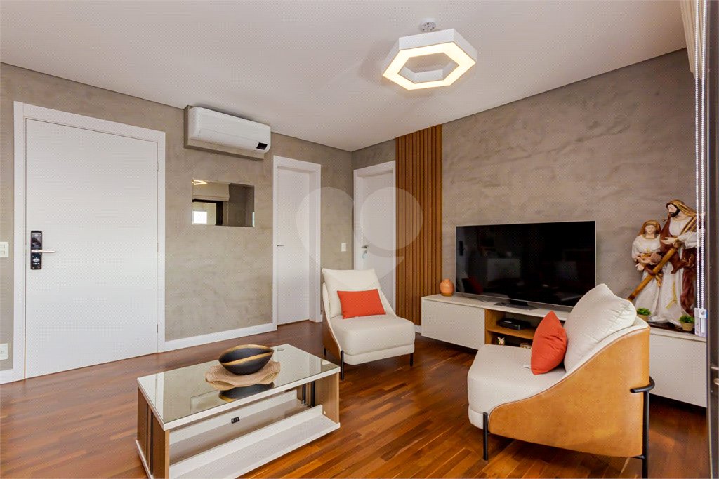 Apartamento à Venda na Vila Mariana com 163m², 3 Suítes e Varanda Gourmet