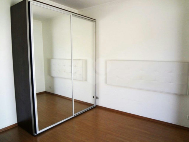 Sobrado à venda com 2 quartos em Chora Menino, São Paulo, SP