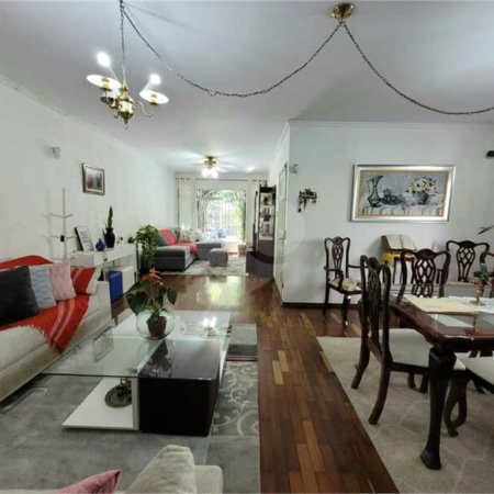 Sobrado à venda com 6 quartos, sendo 2 suítes, em Vila Romana, São Paulo, SP