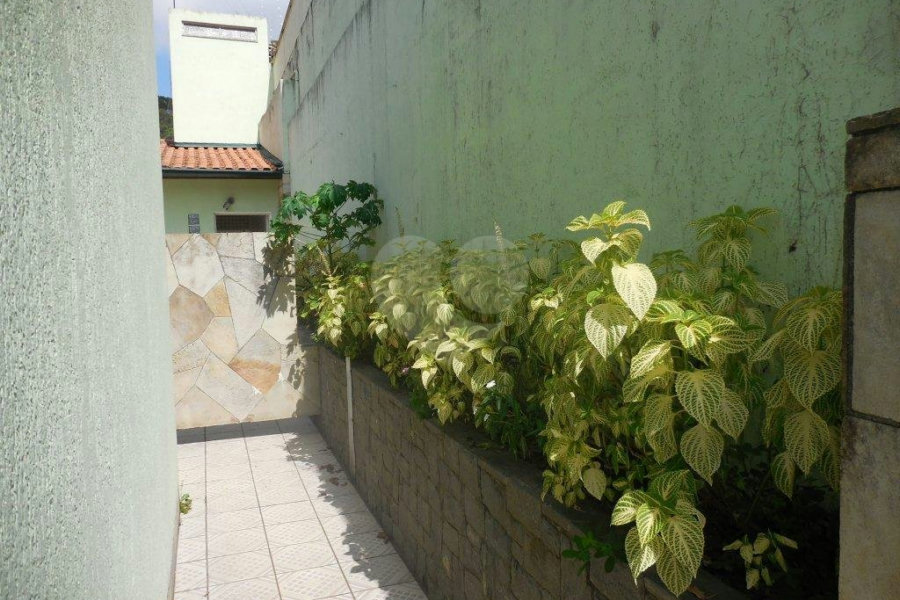 Casa Térrea à venda com 4 quartos, sendo 2 suítes, em Jardim Floresta, São Paulo, SP