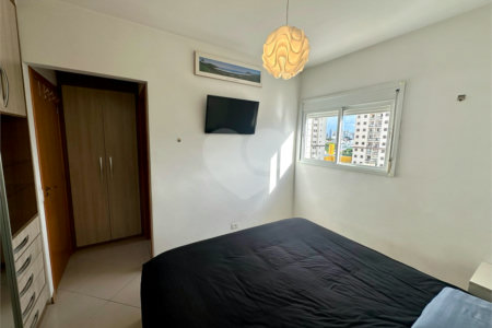 Apartamento à venda com 3 quartos, sendo 1 suíte,  em Baeta Neves, São Bernardo do Campo, SP