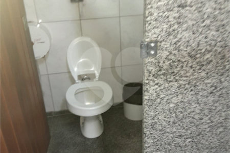 Loja para alugar em Vila Santo Antônio, Cotia, SP