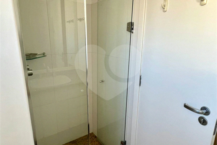 Apartamento à venda com 3 quartos, sendo 2 suítes, em Morumbi, São Paulo, SP