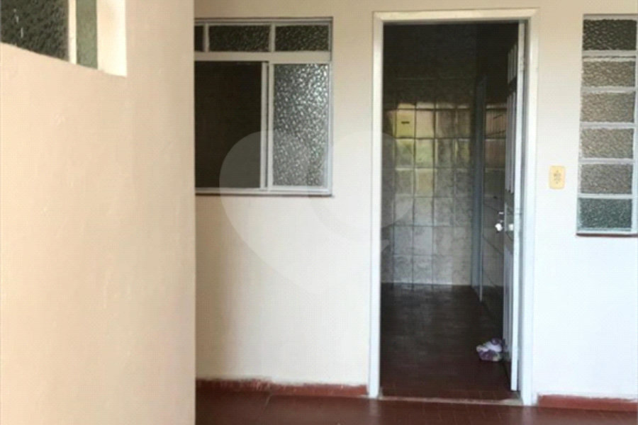 Sobrado à venda com 10 quartos, sendo 2 suítes, em Pirituba, São Paulo, SP