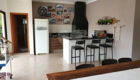 Casa à venda com 3 suítes no condomínio Village Ipanema 1, Araçoiaba da Serra - SP
