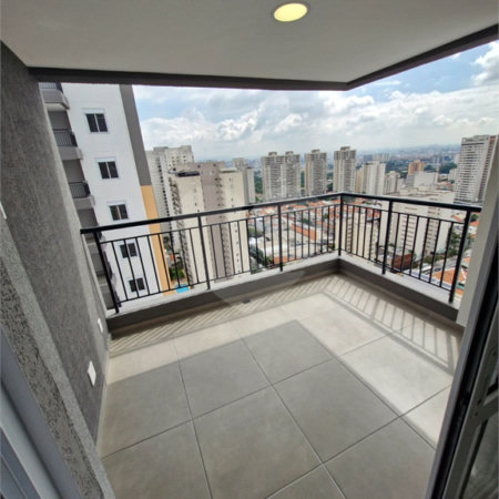 Apartamento à venda no Belém proximo do metro a 50 metros.Com 40m² 1 dormitório 1 vaga coberta,sacada infra estrutura de ar condicionado.Aceita e estuda Permuta.