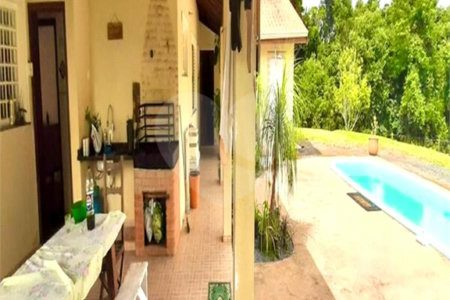 Chácara à venda com 4 quartos, sendo 1 suíte, em Jundiacanga, Araçoiaba da Serra, SP