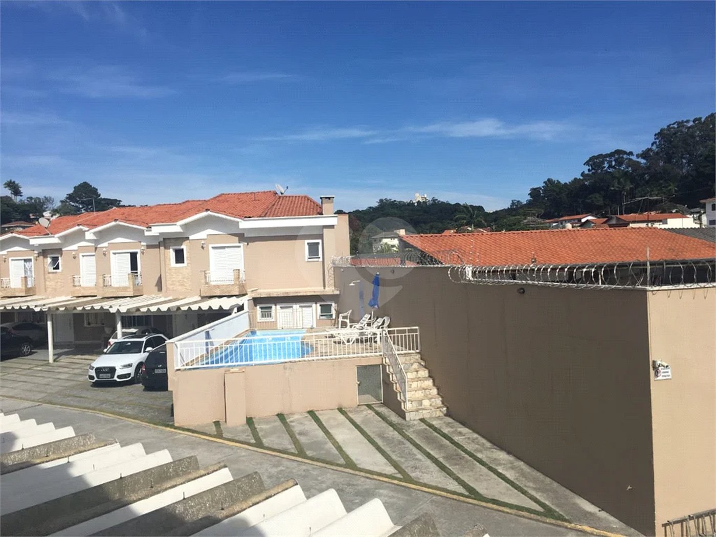 Casa à venda com 3 quartos, sendo 1 suíte, no condomínio Cond Res Paineiras, São Paulo - SP