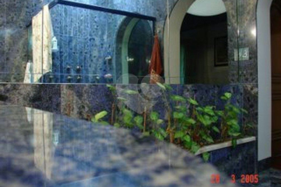 Casa à venda ou para alugar com 5 suítes em Jardim São Bento, São Paulo, SP