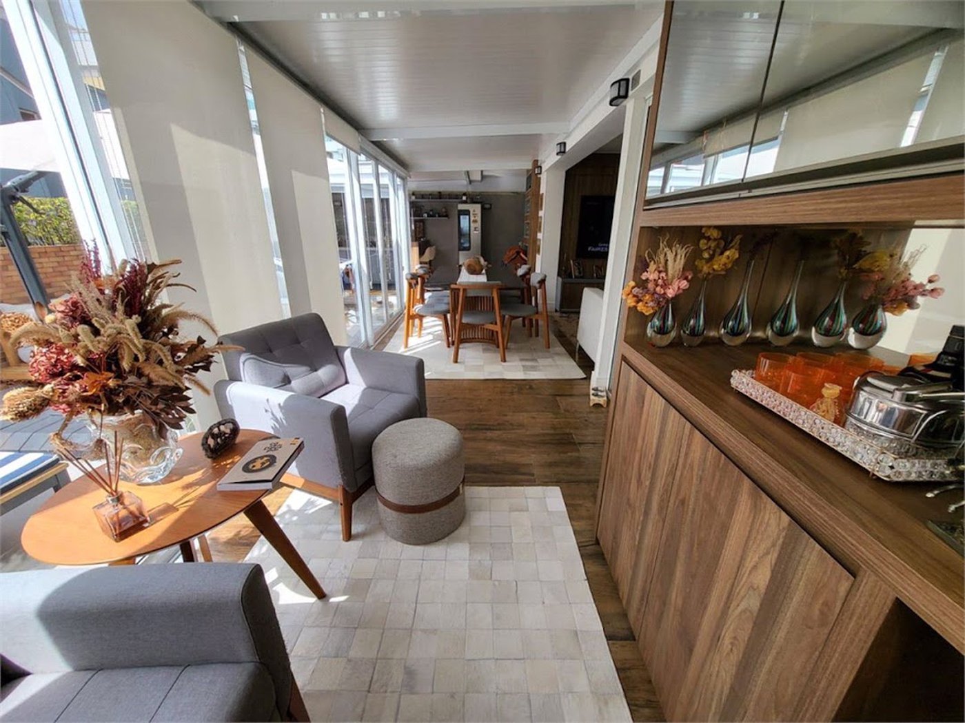 Apartamento Residencial à venda, Gonzaga, Santos - AP0128.