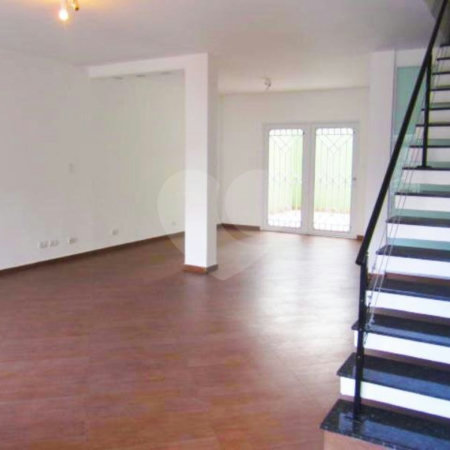 Casa à venda com 4 quartos, sendo 2 suítes, em Moema, São Paulo, SP