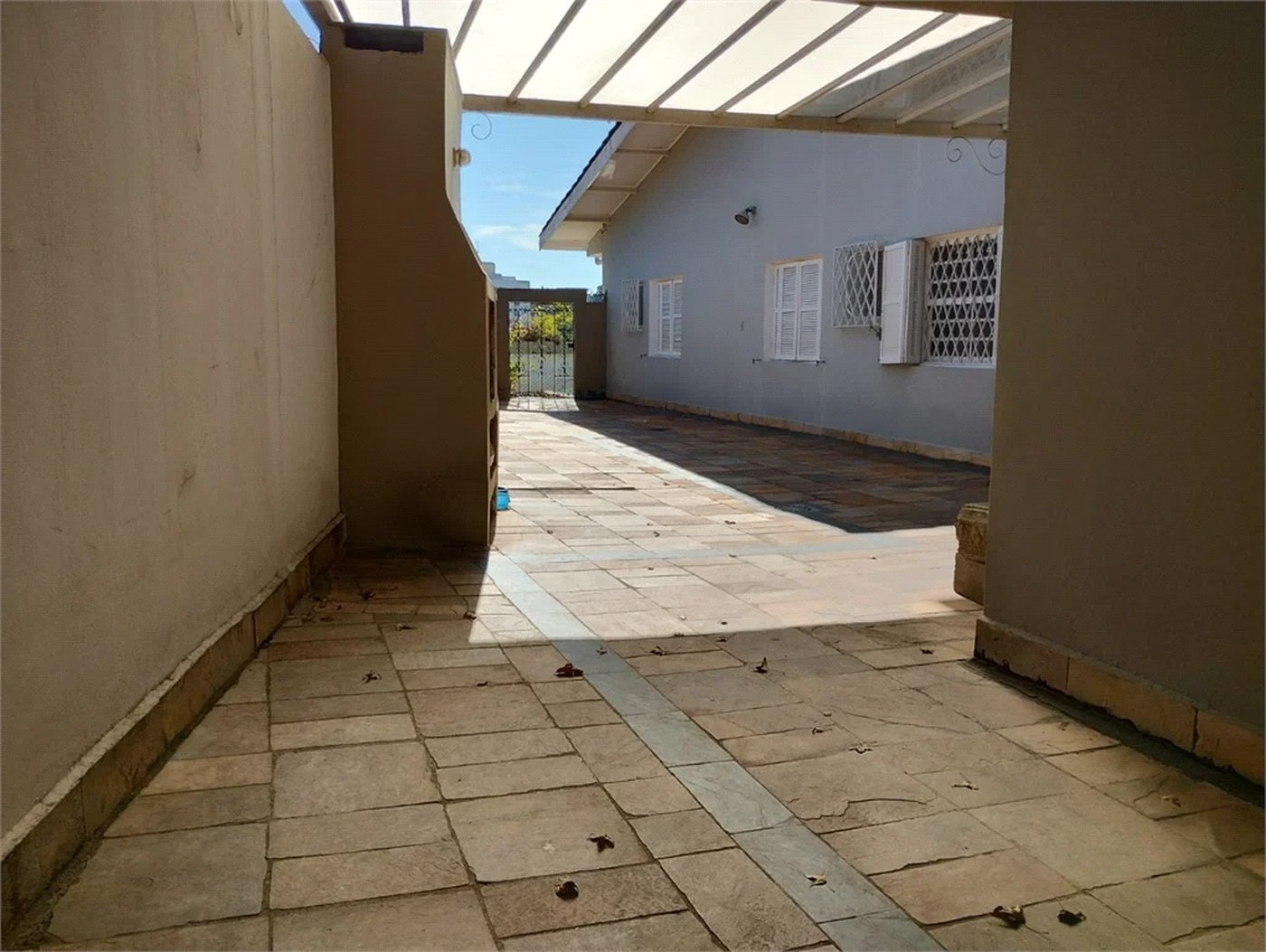 Casa de Vila à venda com 4 suítes em Jardim Londrina, São Paulo, SP