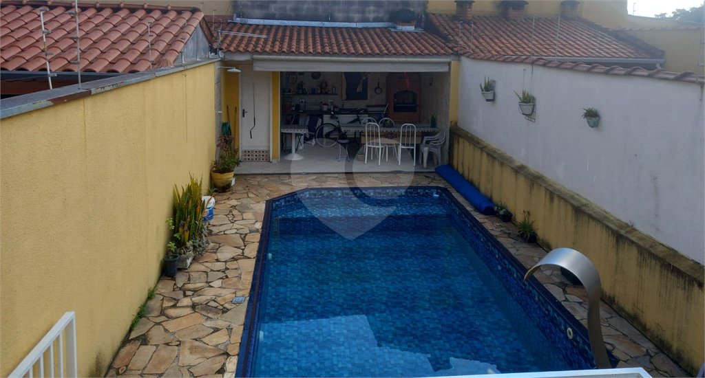 Sobrado à venda com 3 suítes em Vila Mazzei, São Paulo, SP