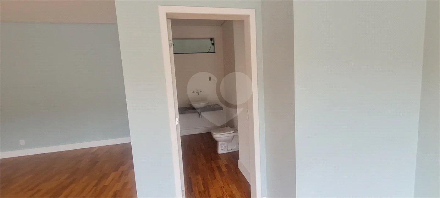 Casa à venda com 3 suítes no condomínio Alpes da Cantareira, Mairiporã - SP