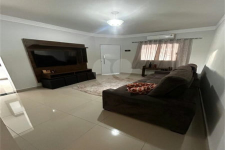 Casa à venda com 2 quartos, sendo 1 suíte, em Jardim Wanel Ville V, Sorocaba, SP