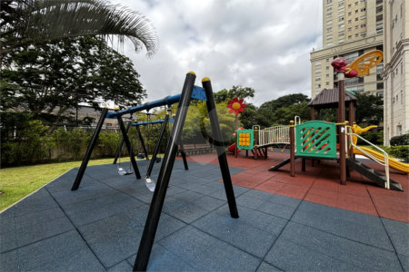 Apartamento para alugar com 3 suítes em Vila Romana, São Paulo, SP