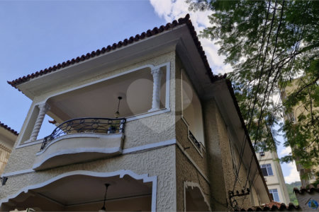 Casa à venda com 4 quartos em Grajaú, Rio de Janeiro, RJ