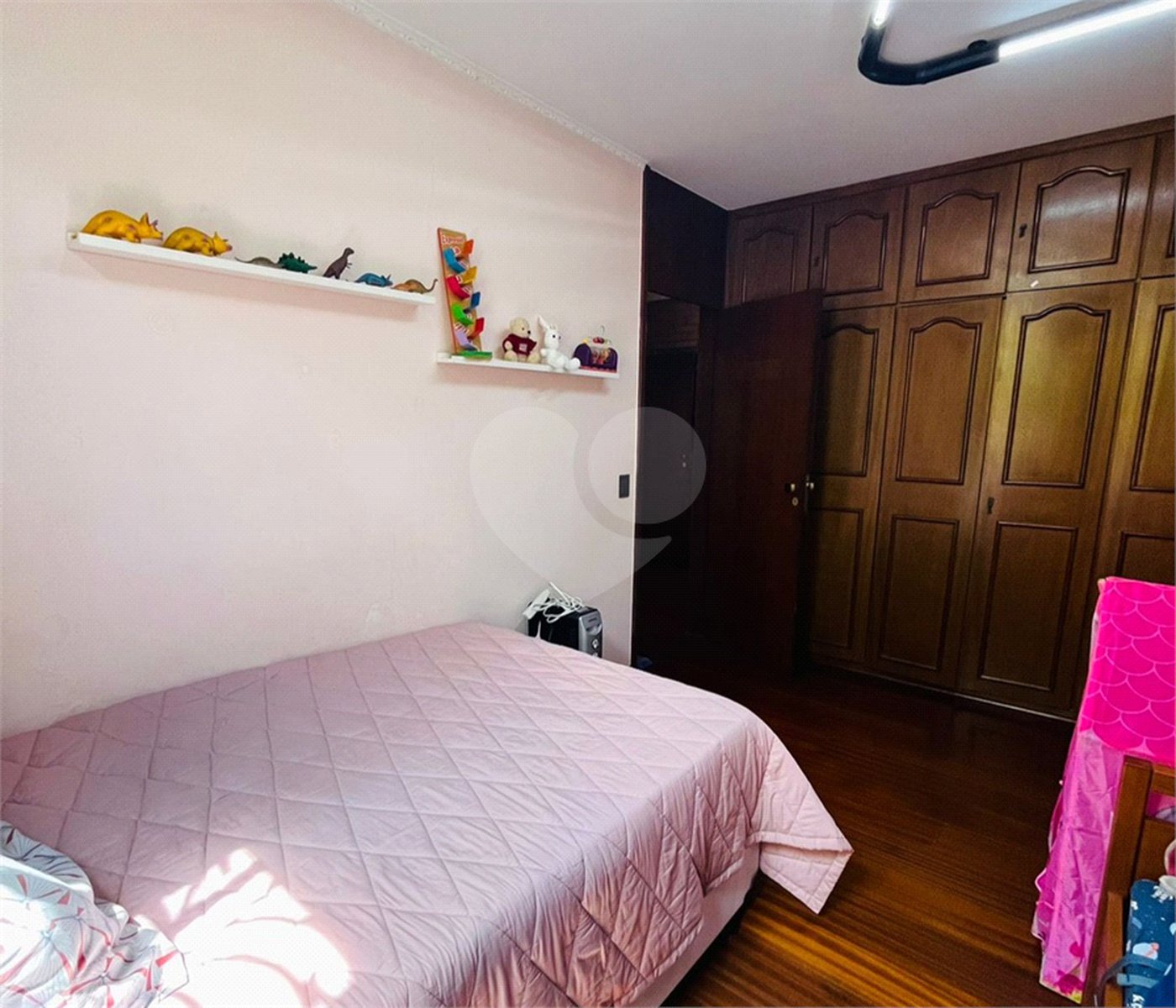Casa à venda com 3 quartos, sendo 1 suíte,  em Jardim Eltonville, Sorocaba, SP