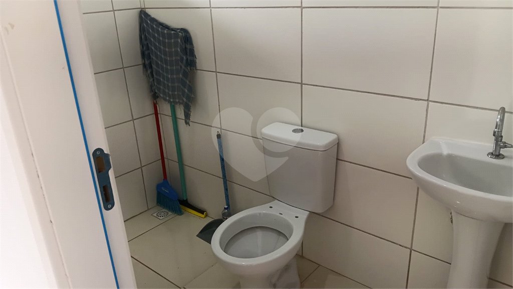 Casa à venda com 2 quartos em Vila Popular, Itapetininga, SP