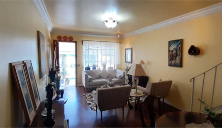 Casa à venda com 3 quartos, sendo 1 suíte, em Planalto Paulista, São Paulo, SP