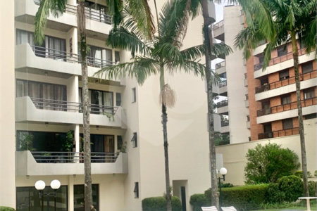 Apartamento à venda com 2 quartos, sendo 1 suíte,  em Real Parque, São Paulo, SP