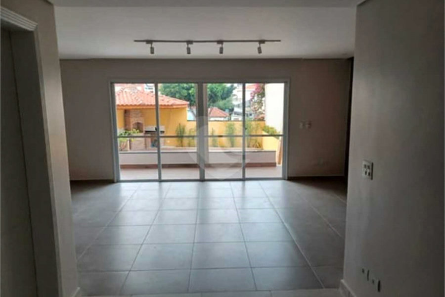 Casa à venda com 3 suítes em Santana, São Paulo, SP