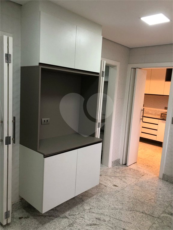 Apartamento à venda com 4 suítes em Vila Suzana, São Paulo, SP