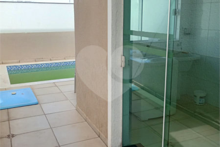 Casa à venda com 3 quartos, sendo 2 suítes, no condomínio Granja Olga II, Sorocaba - SP