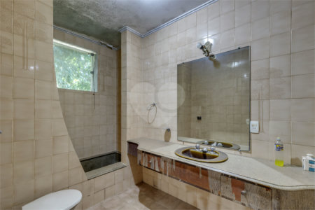 Casa à venda com 4 suítes no condomínio Chácara Flora, São Paulo - SP