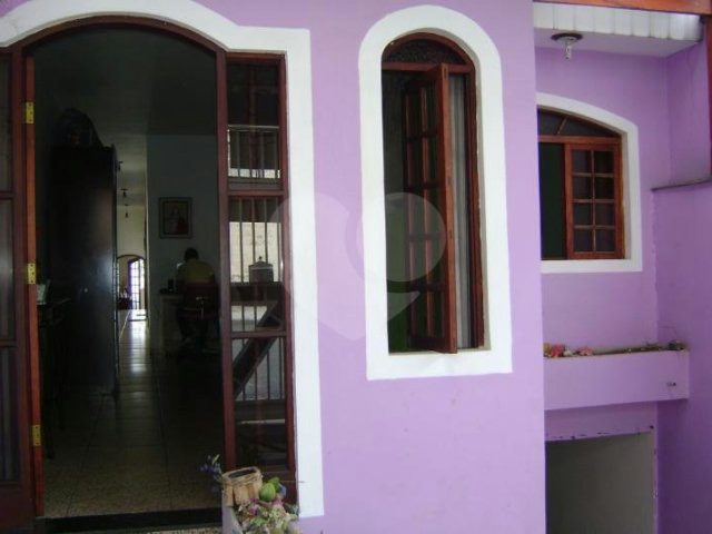 Casa Térrea à venda com 3 quartos, sendo 1 suíte,  em Vila Mazzei, São Paulo, SP
