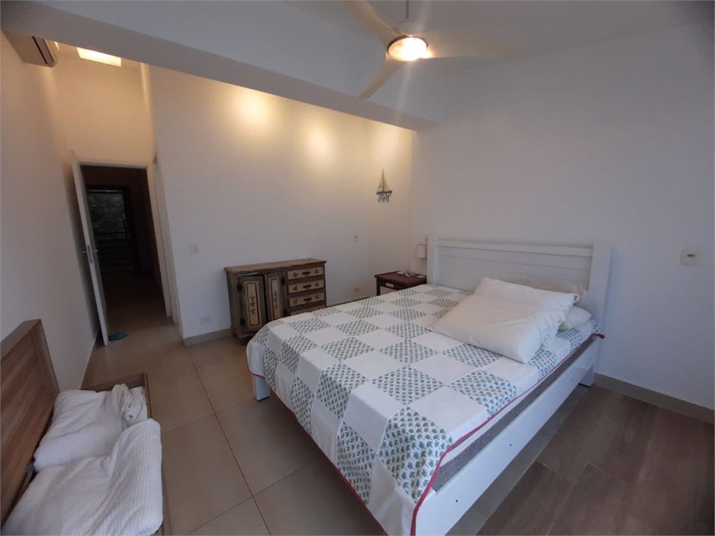 Casa Residencial à venda, Loteamento João Batista Julião, Guarujá - CA0024.