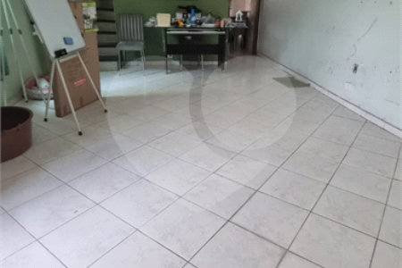 Sobrado à venda com 3 quartos em Vila Medeiros, São Paulo, SP