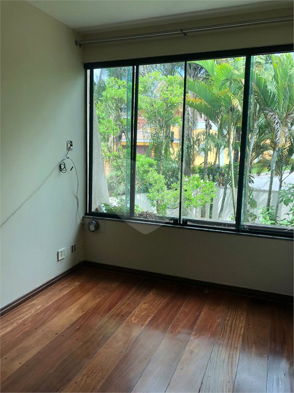 Casa à venda com 5 suítes no condomínio Alpes da Cantareira, Mairiporã - SP