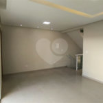 Apartamento à venda com 3 quartos, sendo 1 suíte, em Vila Pires, Santo André, SP